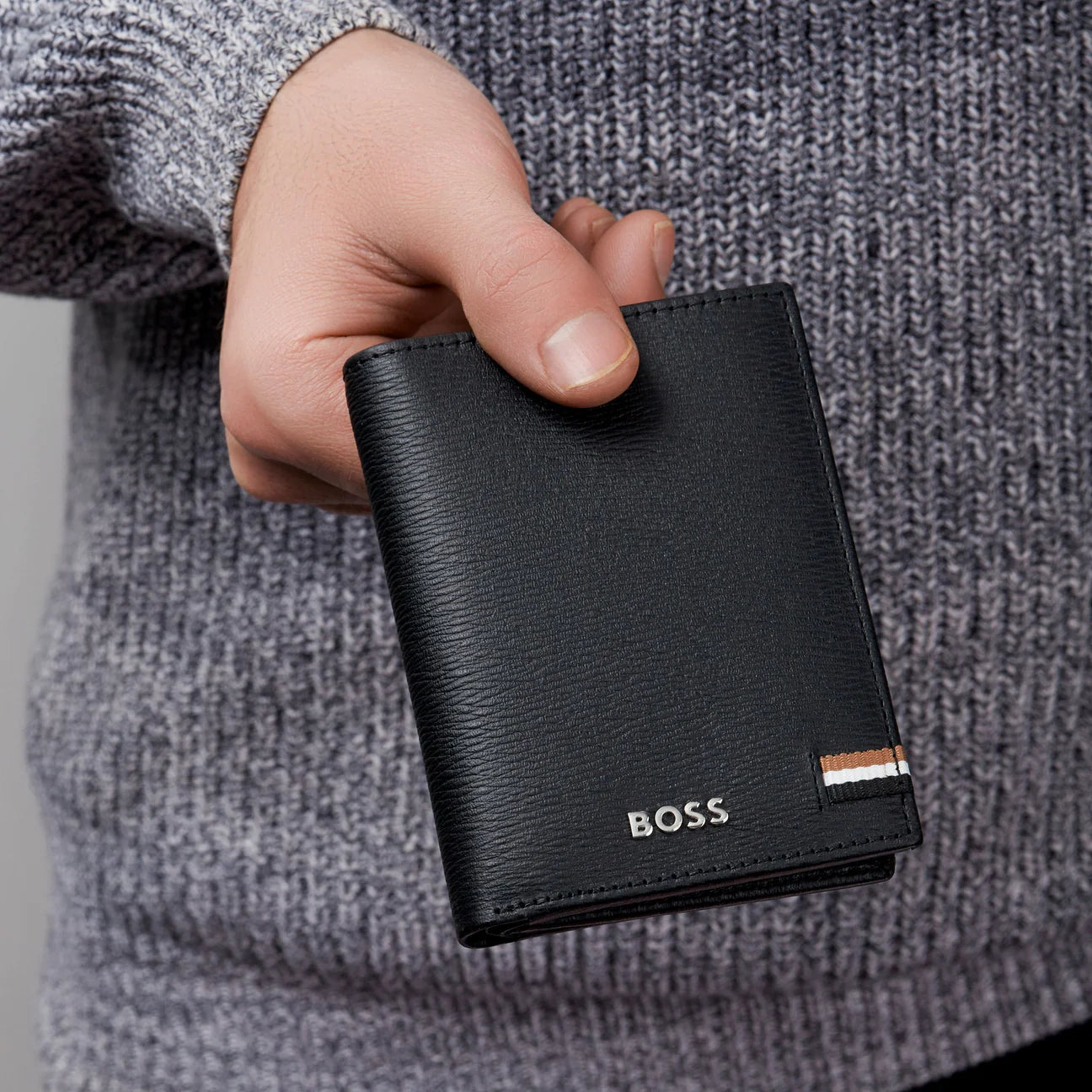 Iconic Card holder trifold Black
