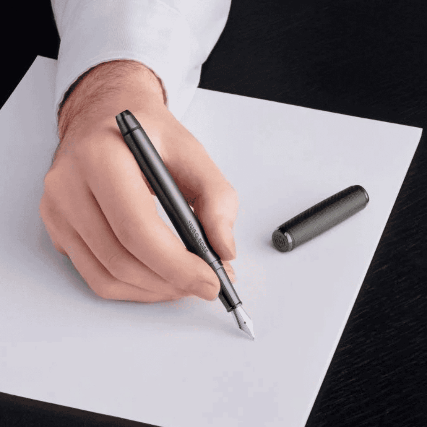BOSS Pace Black & Gun Fountain Pen
