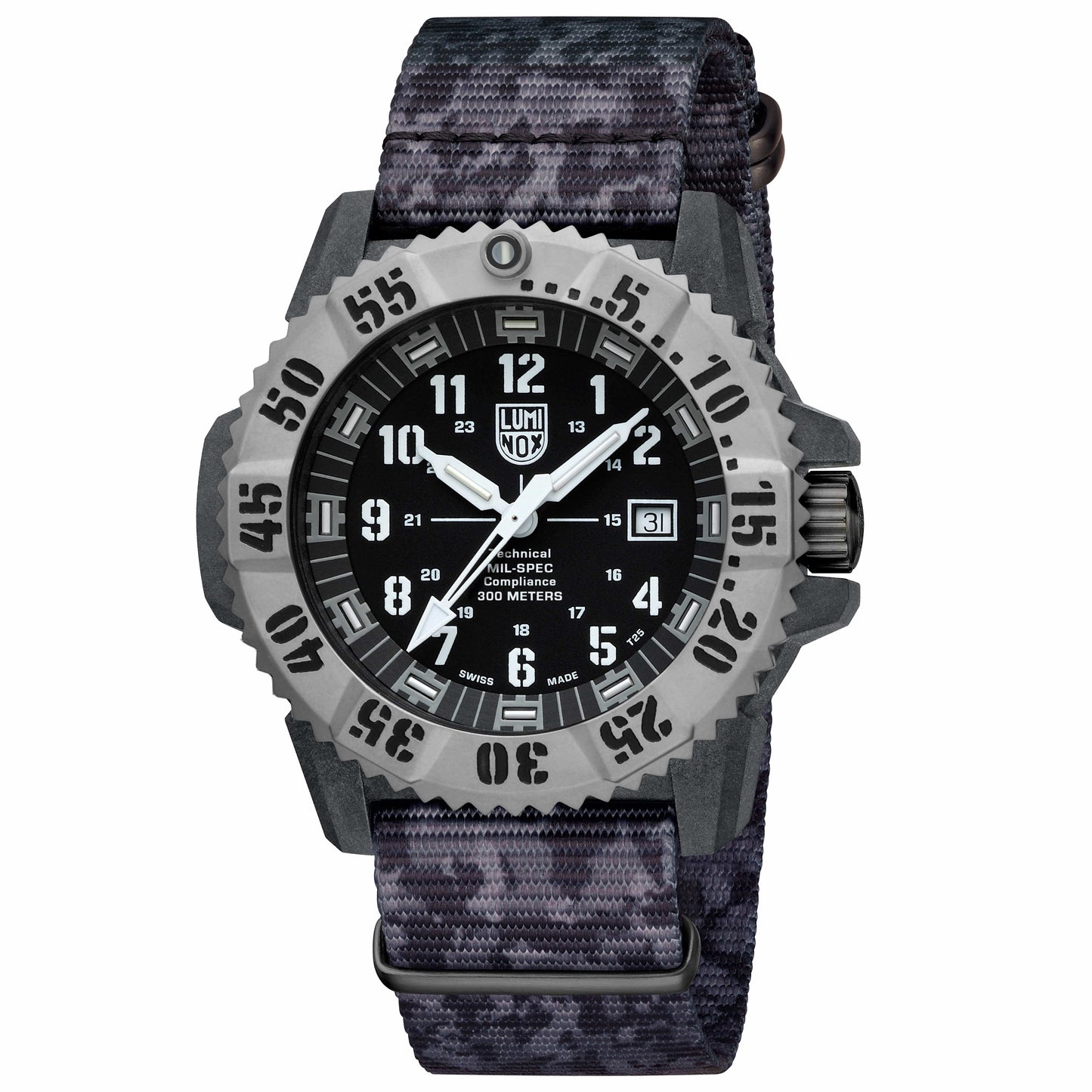 מבט מקרוב על כתר שעון לומינוקס MIL-SPEC Military – Luminox MIL-SPEC Military Watch | Signature Studio