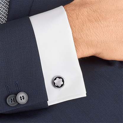 קישורי שרוול מונבלאן כוכב על חולצה לבנה – Montblanc Star Cufflinks | Signature Studio