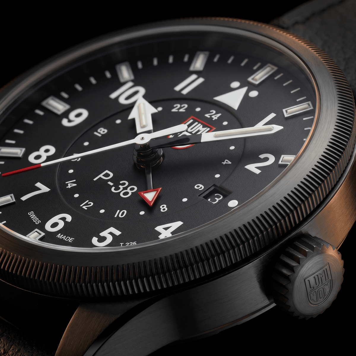 Luminox Air Pilot P-38 LIGHTNING® 42 mm