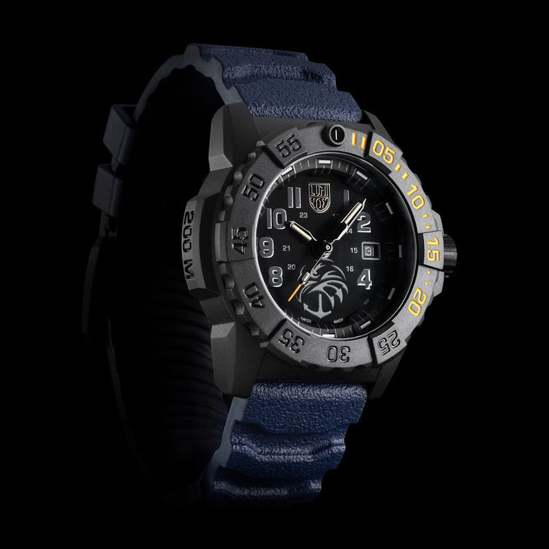 שעון לומינוקס Navy SEAL Foundation The Guardian מהדורה מוגבלת על יד – Luminox Navy SEAL Foundation The Guardian L.E | Signature Studio
