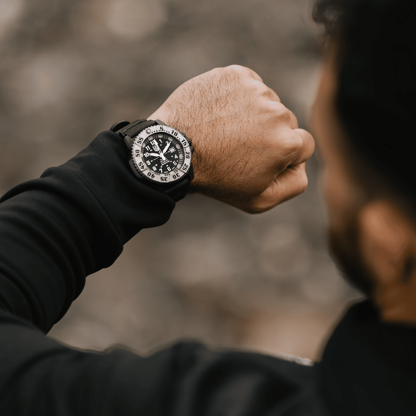 מבט על גב שעון לומינוקס MIL-SPEC Military Watch – Luminox MIL-SPEC Military Watch | Signature Studio
