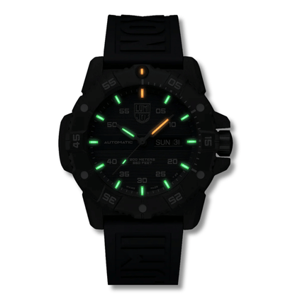 Luminox Master Carbon SEAL Automatic Red