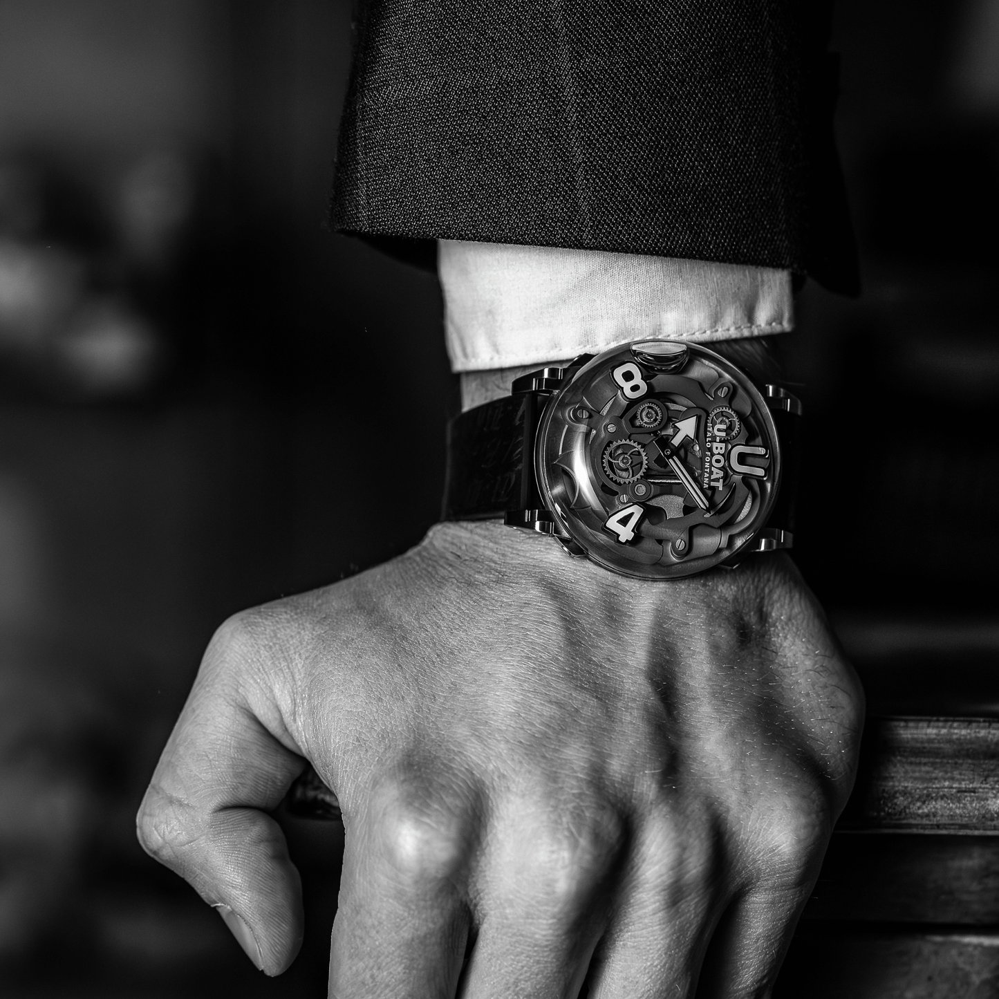 U-65 44mm Stainless Steel White