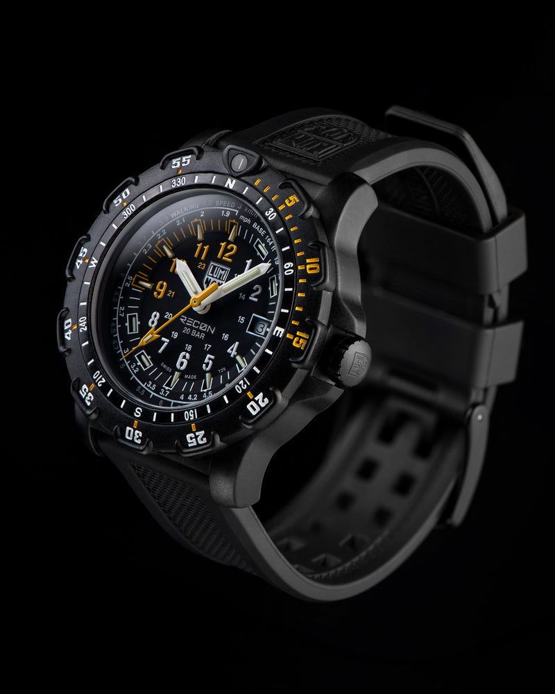 פרטי לוח שעון לומינוקס RECON Point Man 8820 Heritage – Luminox RECON Point Man 8820 Series Heritage | Signature Studio