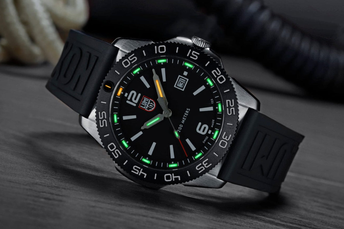 Luminox Pacific Diver Rubber Black
