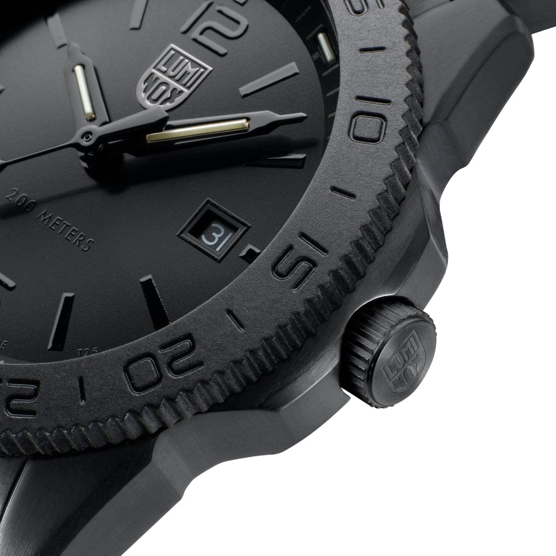 Luminox Pacific Diver  Blackout