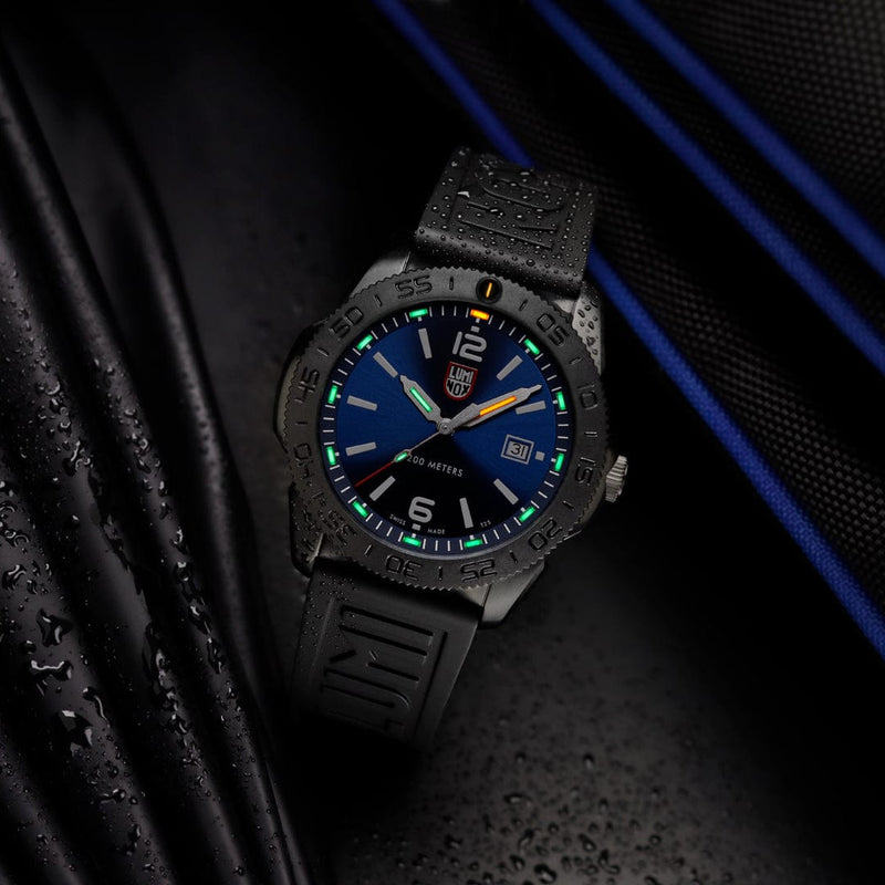 Luminox Pacific Diver Midnight Tides