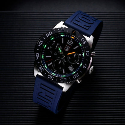 Luminox Pacific Diver Chronograph Blue