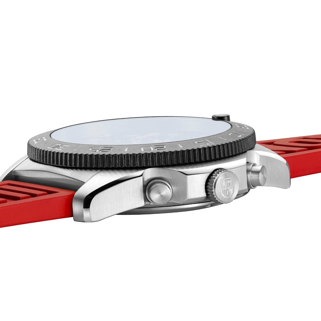 Luminox Pacific Diver Chronograph Red