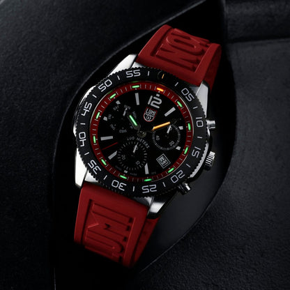 Luminox Pacific Diver Chronograph Red