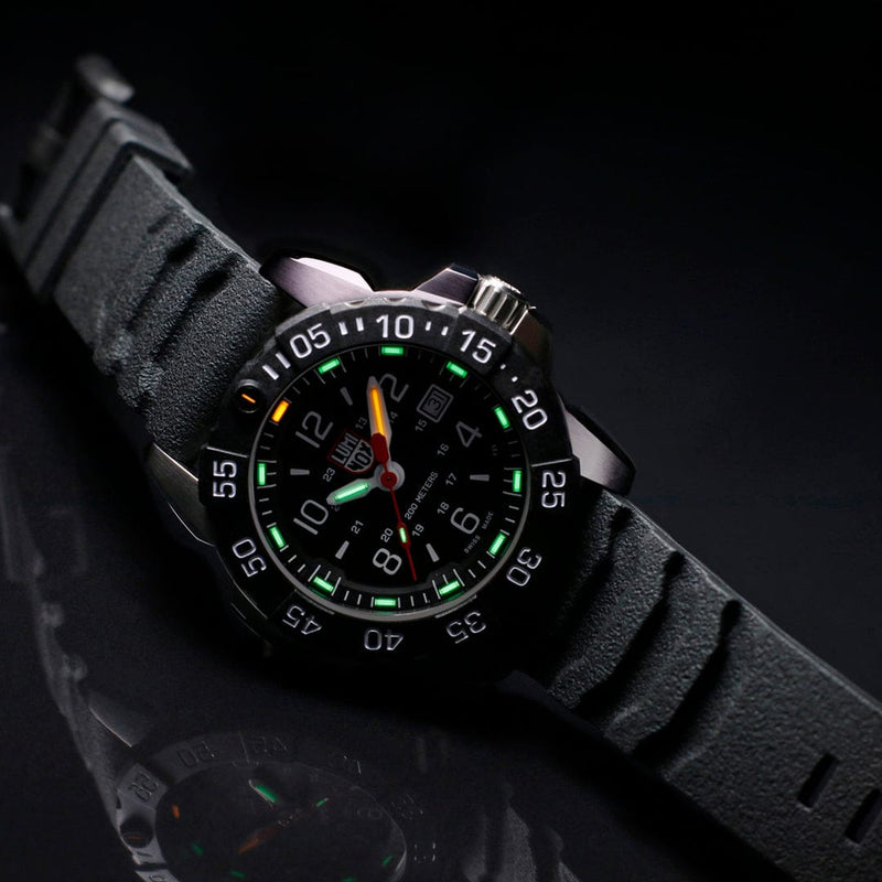 Luminox Navy SEAL R.S.C Black