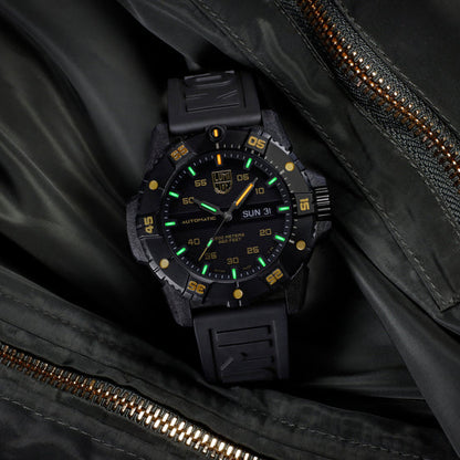 Master Carbon SEAL Automatic Limited Edition
