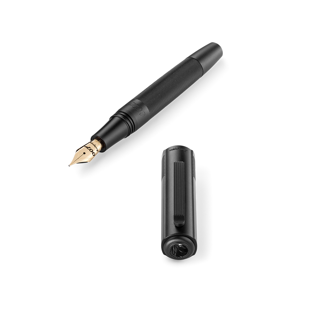 007 Special Issue Fountain Pen 14k Gold Nib