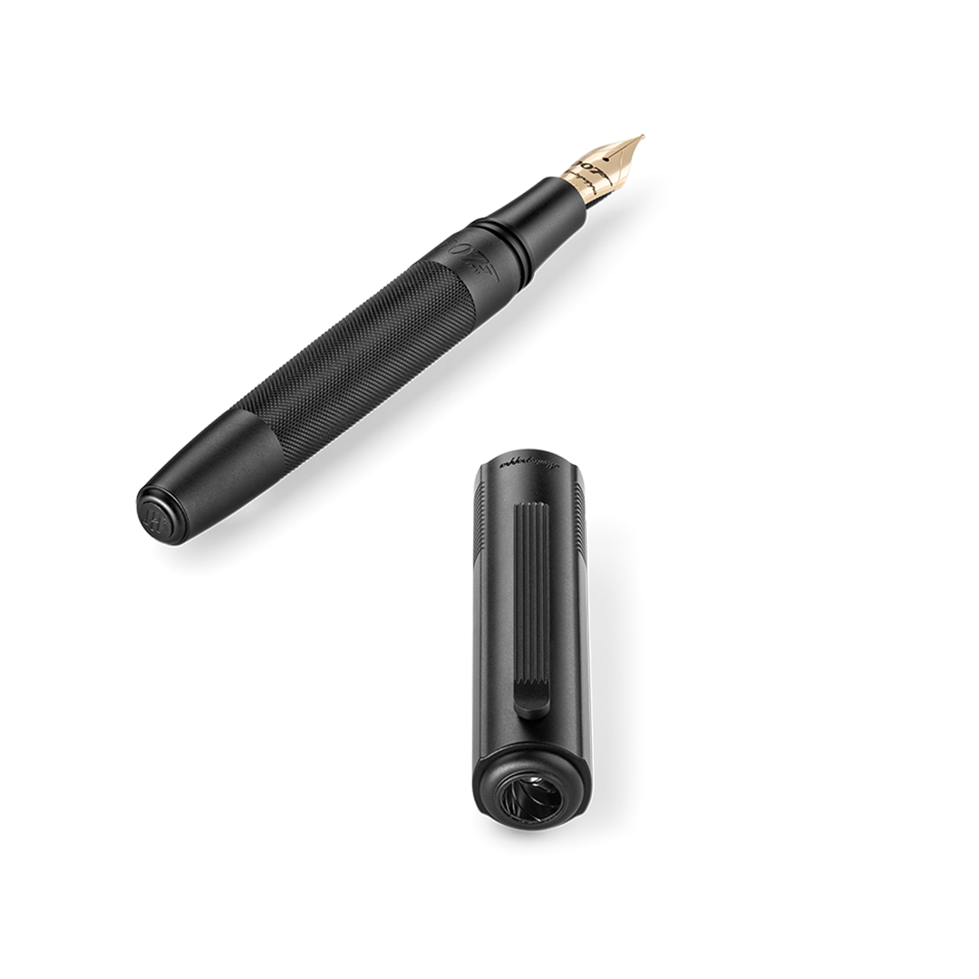 007 Special Issue Fountain Pen 14k Gold Nib