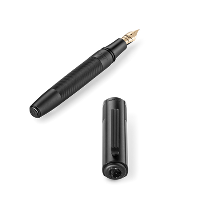 007 Special Issue Fountain Pen 14k Gold Nib