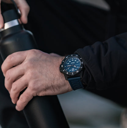 Luminox Master Carbon SEAL Automatic Blue